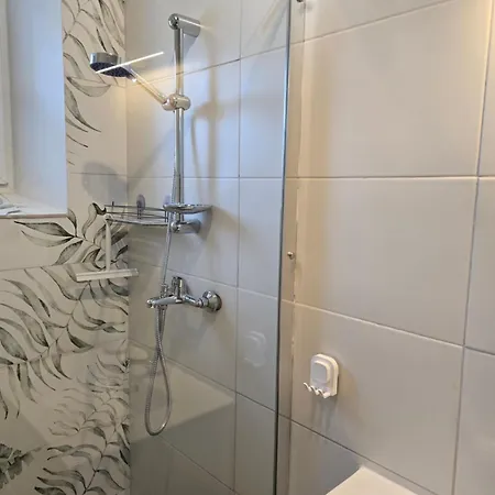 Luna Przy Kochanowskiego Apartment